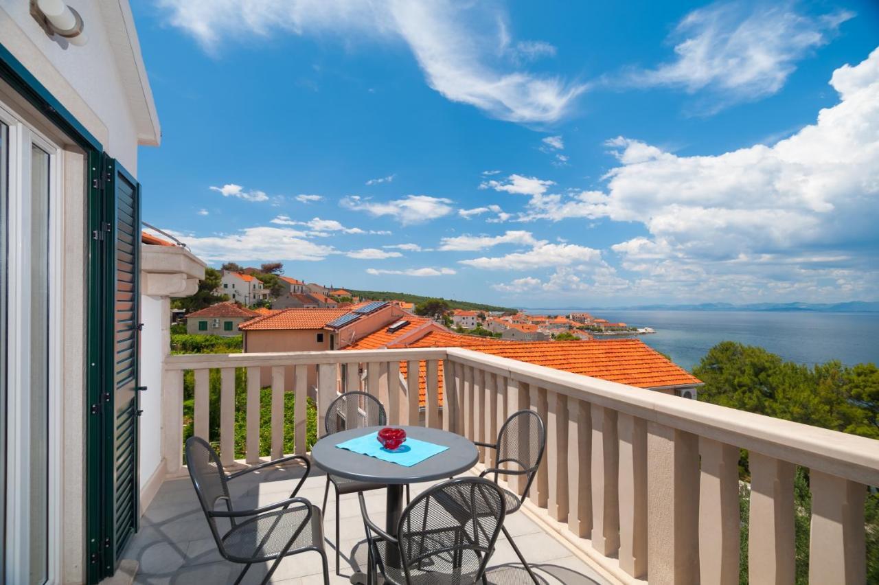 Apartments By The Sea Postira, Brac - 15242 Esterno foto
