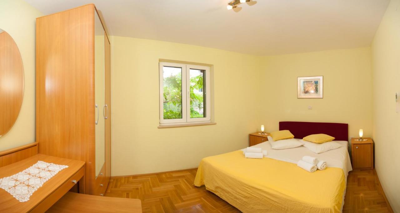 Apartments By The Sea Postira, Brac - 15242 Esterno foto