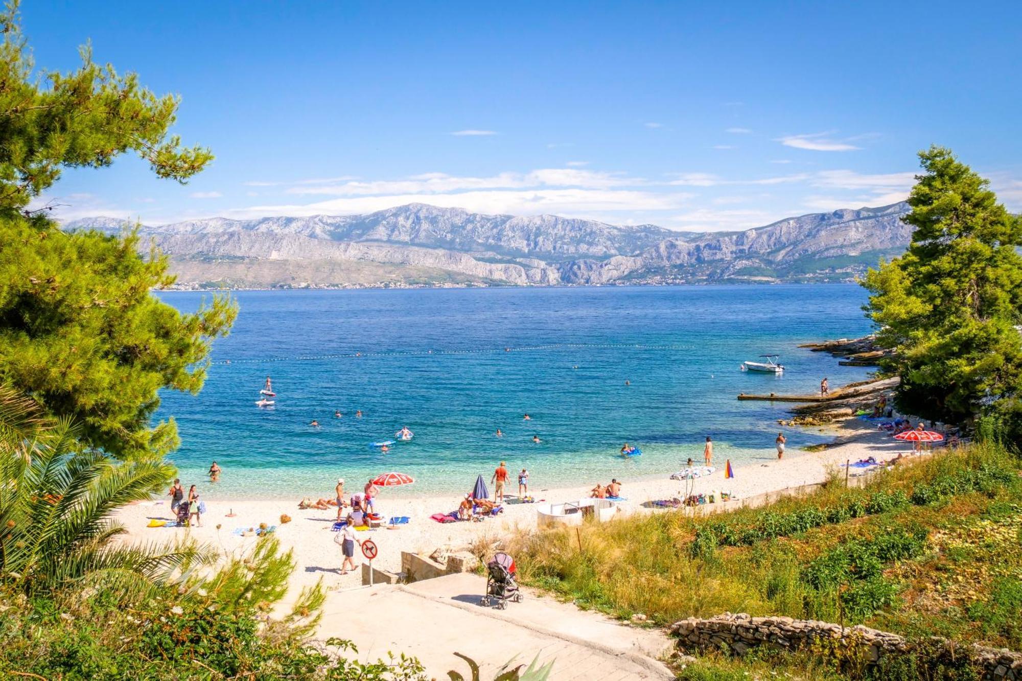 Apartments By The Sea Postira, Brac - 15242 Esterno foto